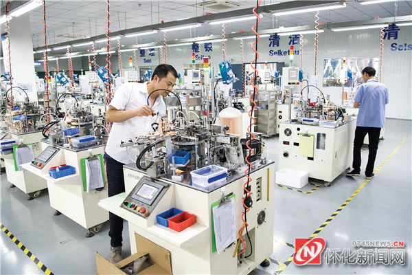 湖南华晟电通科技有限公司生产线正在自动生产